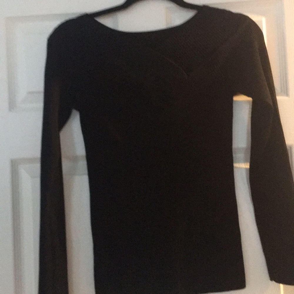 NEW. Inc stretch top